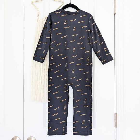 Kate Quinn Skateboard Jumpsuit, 3T - Picture 2 of 5